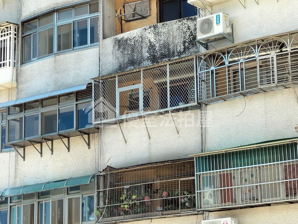 Uhomes
