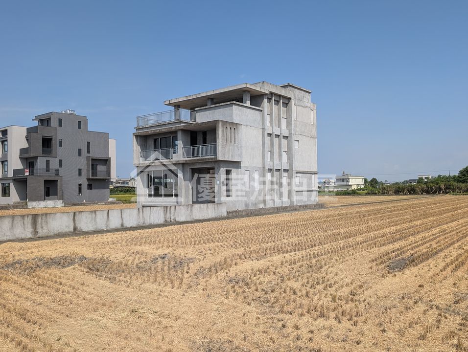 Uhomes
