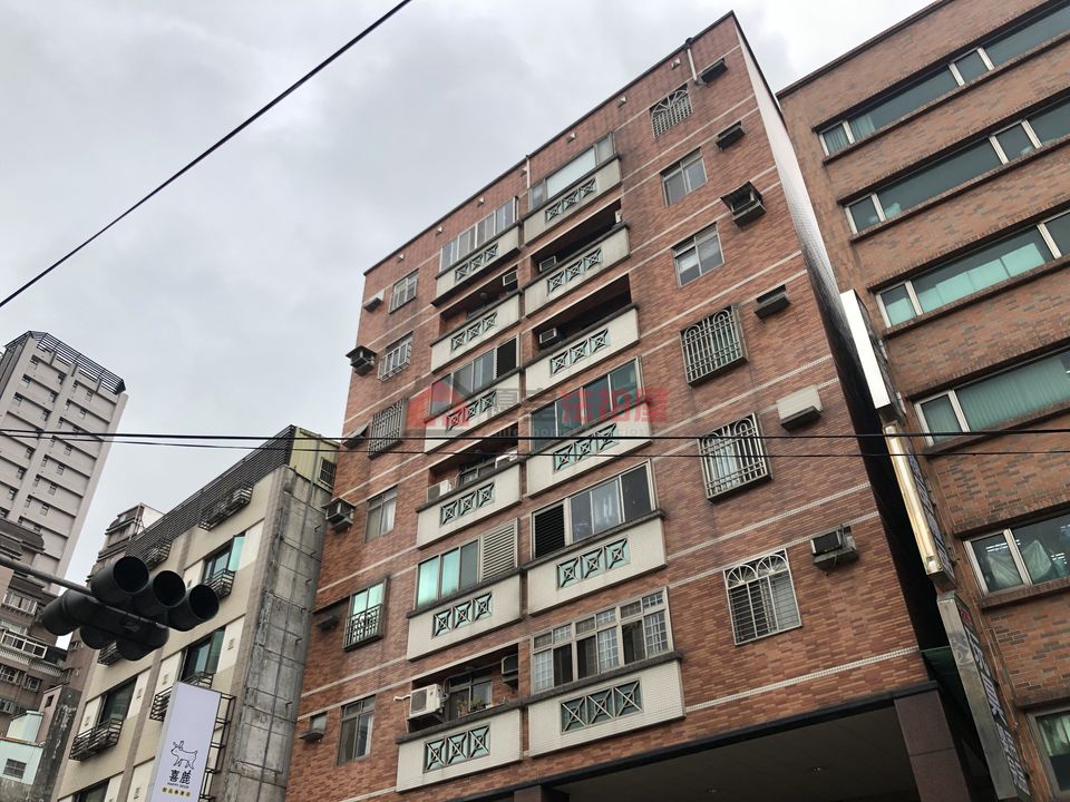 Uhomes
