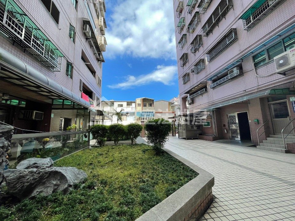 Uhomes