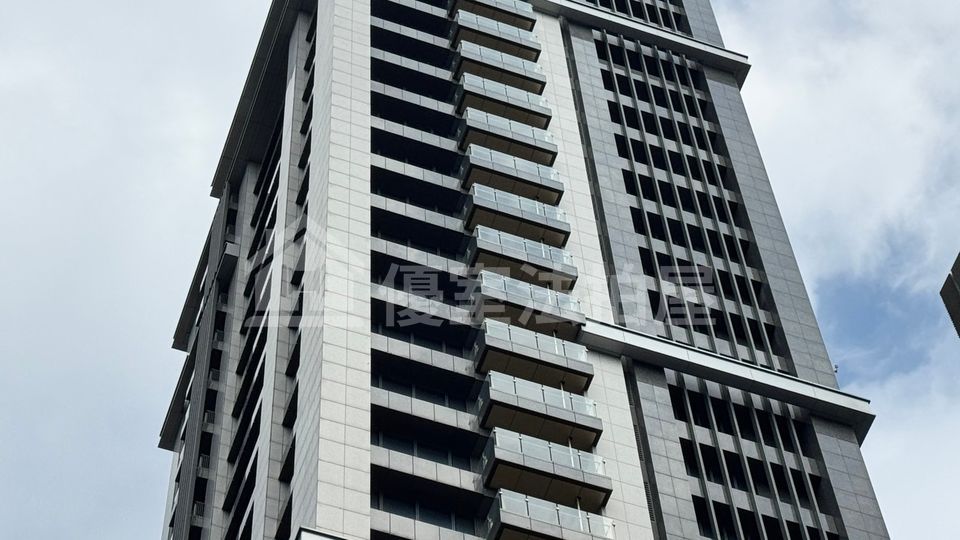 Uhomes