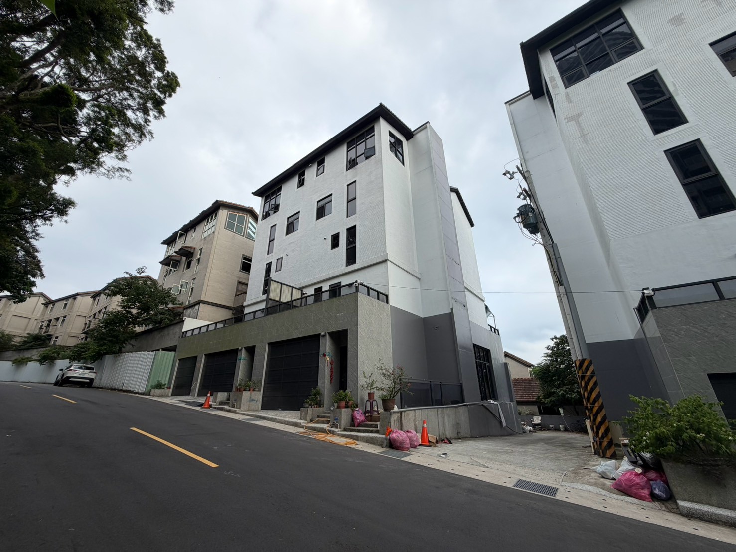 Uhomes