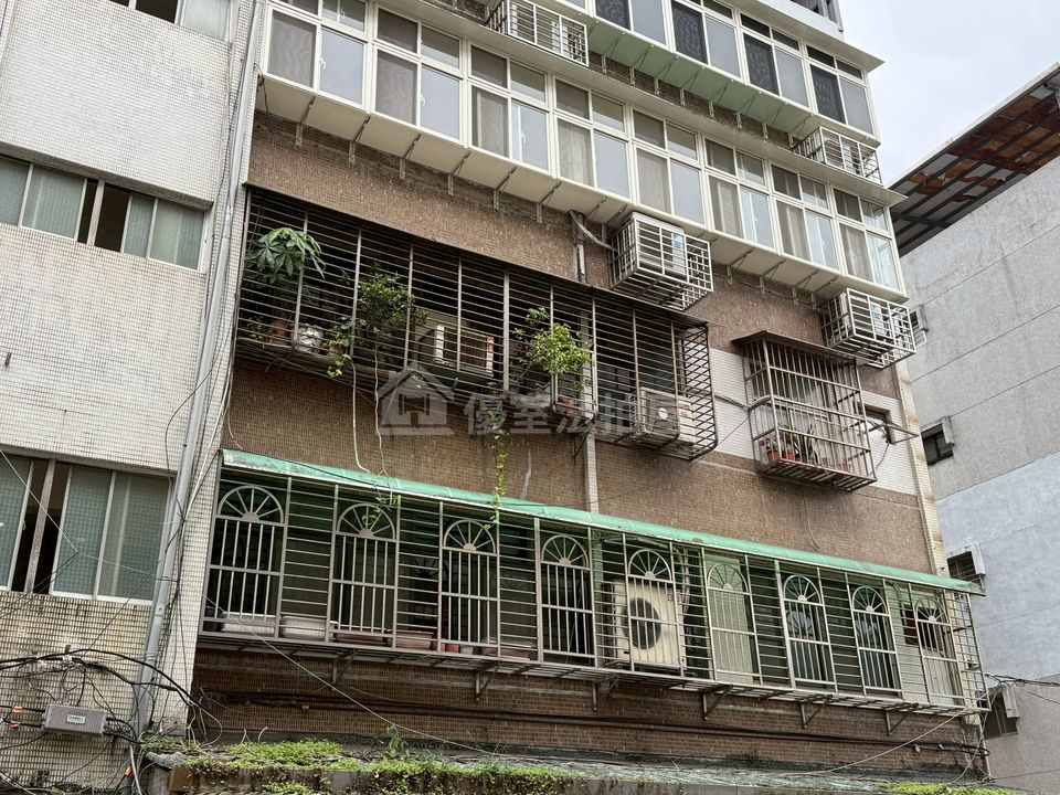 Uhomes