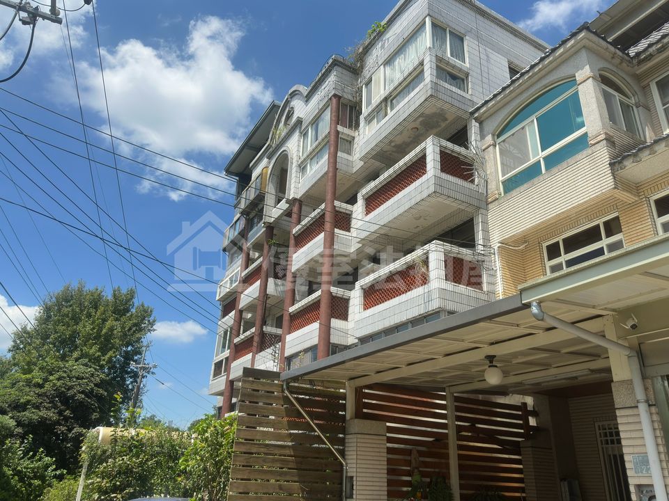 Uhomes
