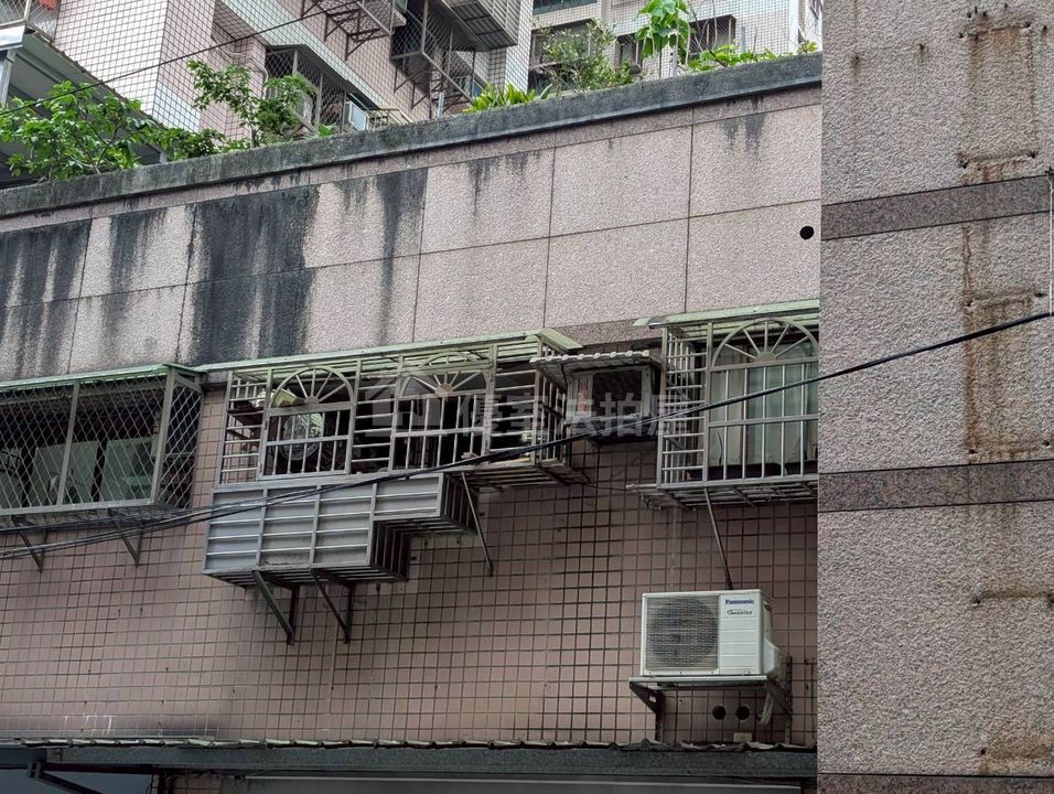 Uhomes