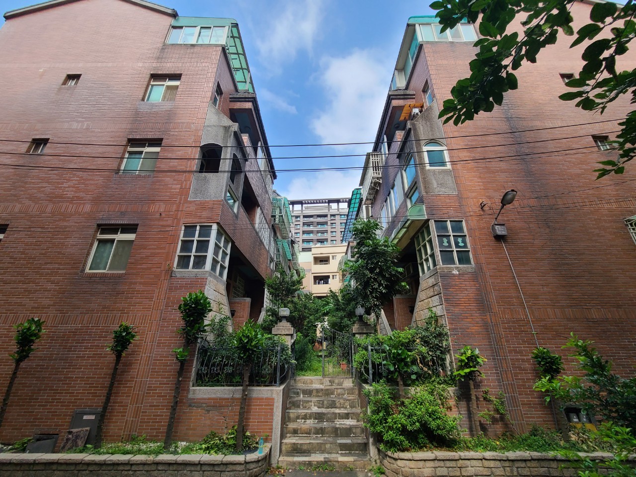 Uhomes