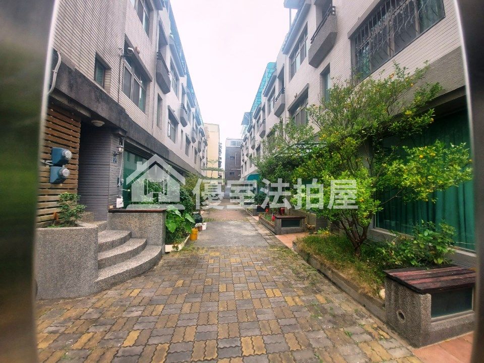Uhomes