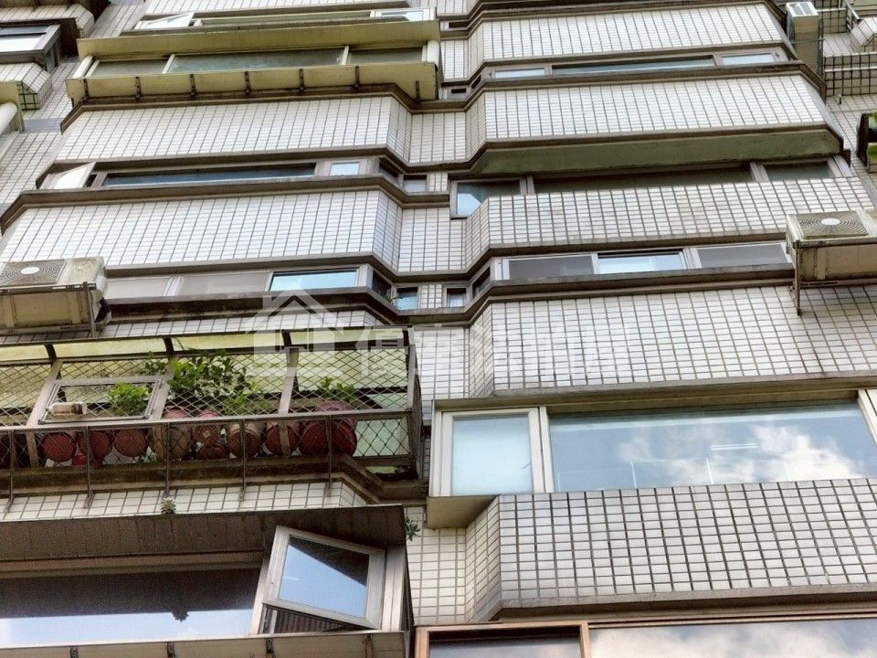 Uhomes