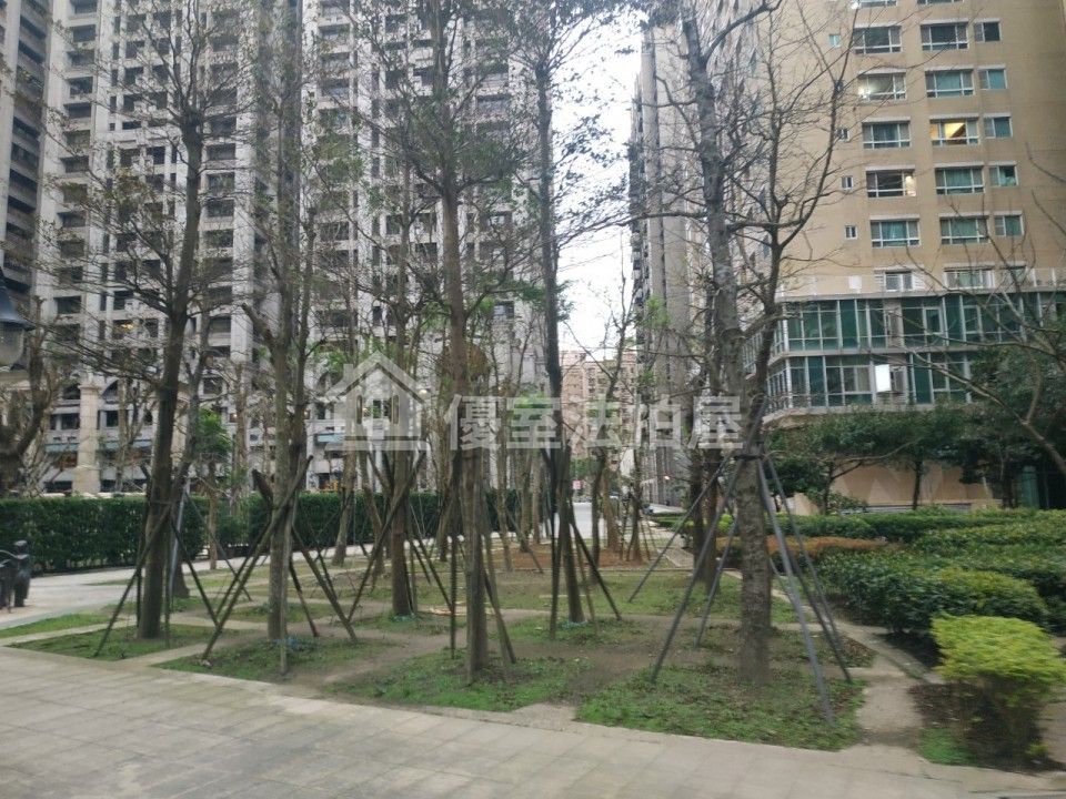 Uhomes