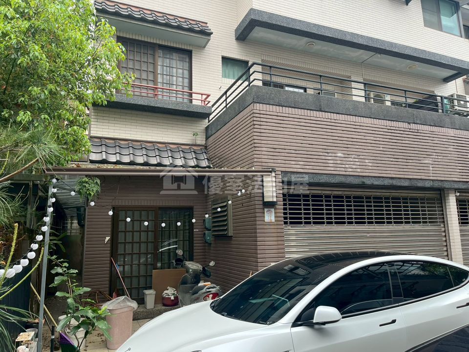 Uhomes