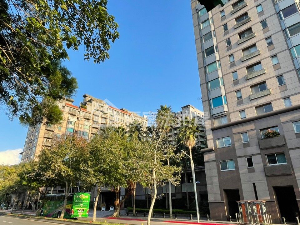 Uhomes