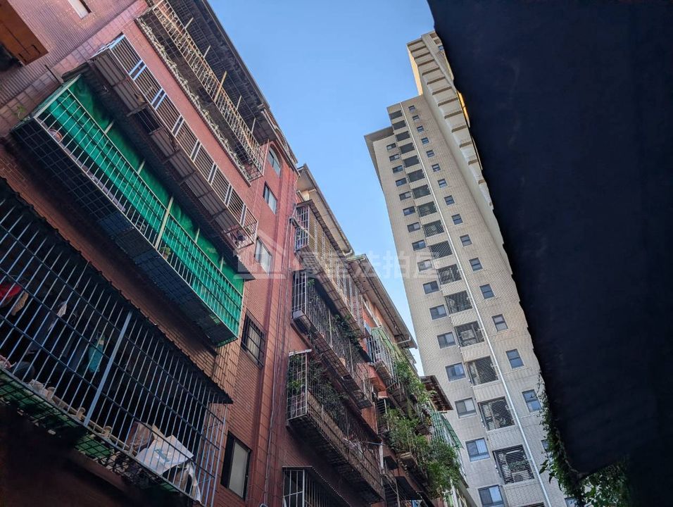 Uhomes