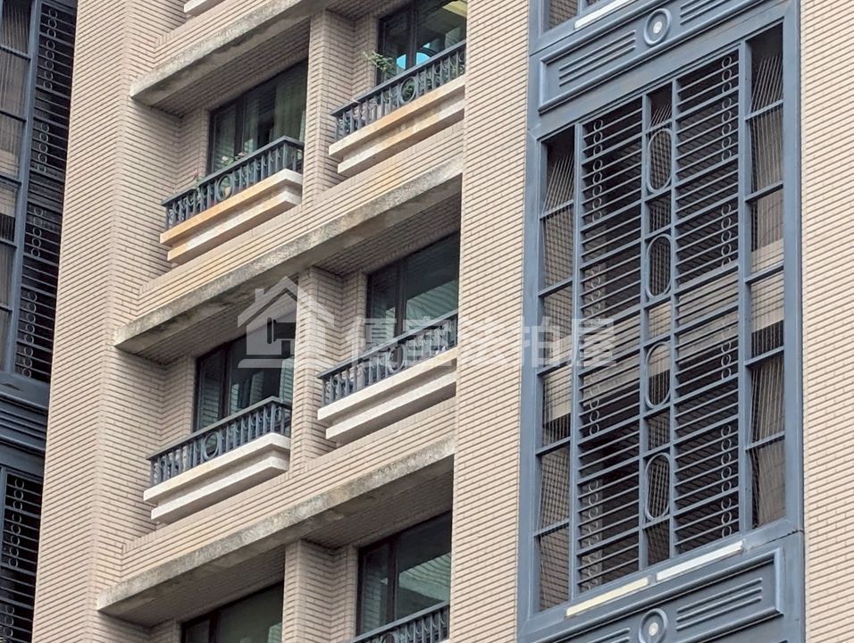 Uhomes