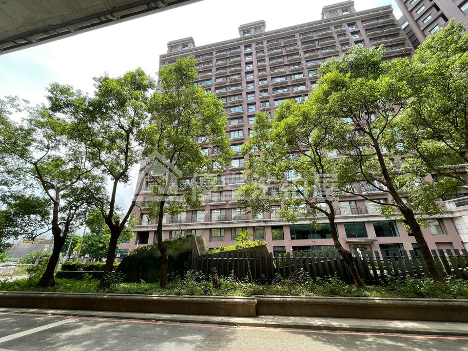 Uhomes