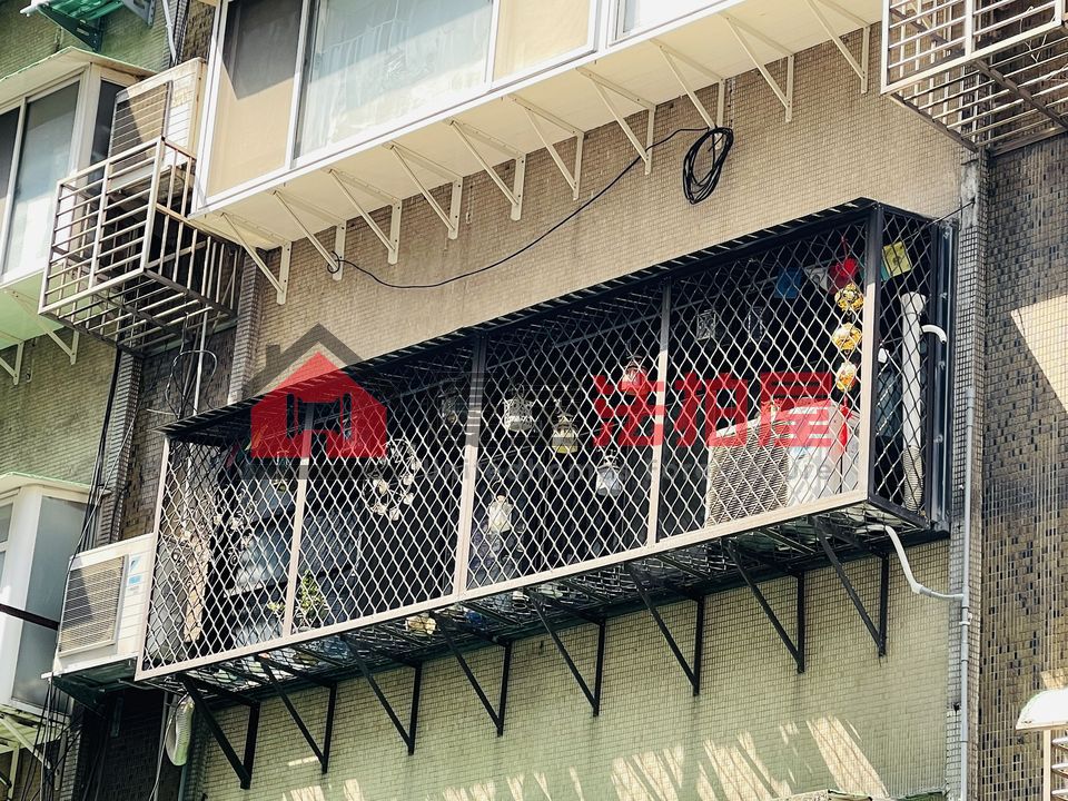 Uhomes