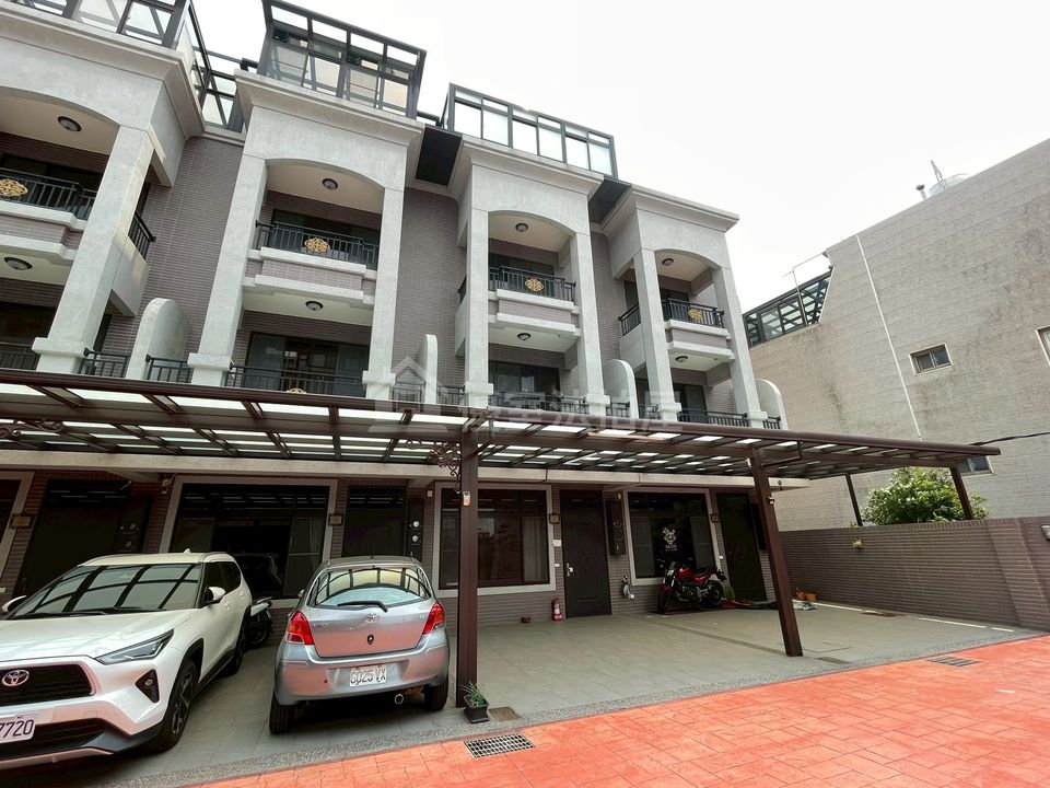 Uhomes