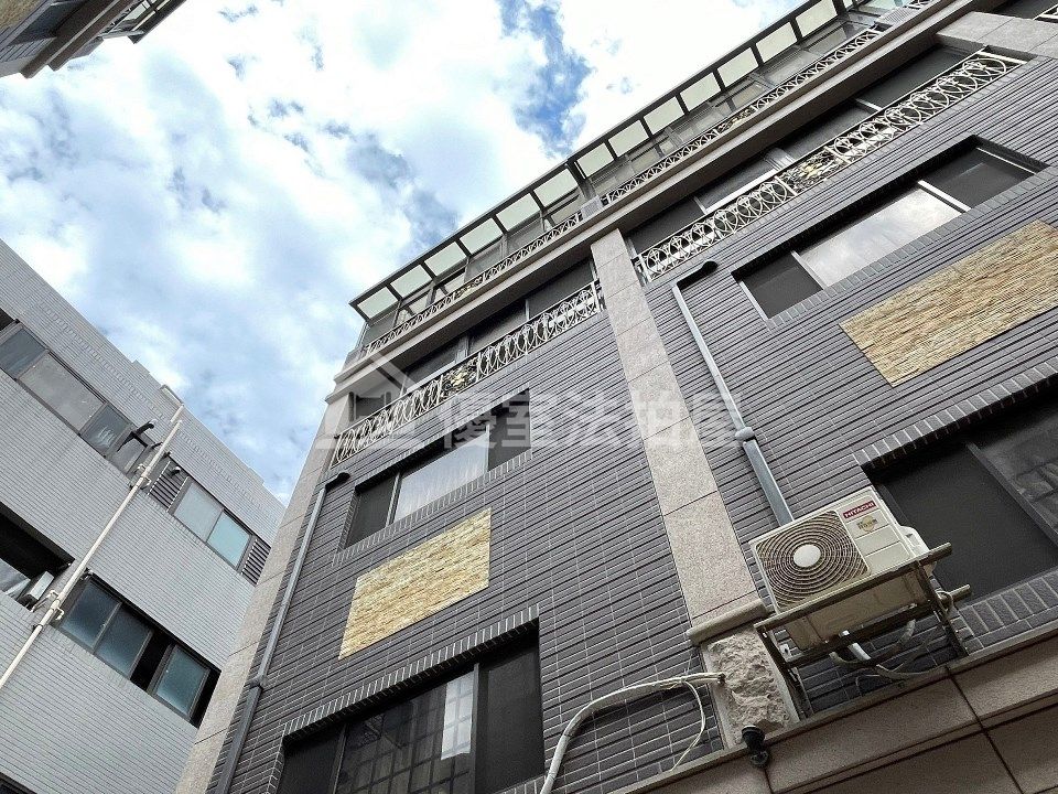 Uhomes