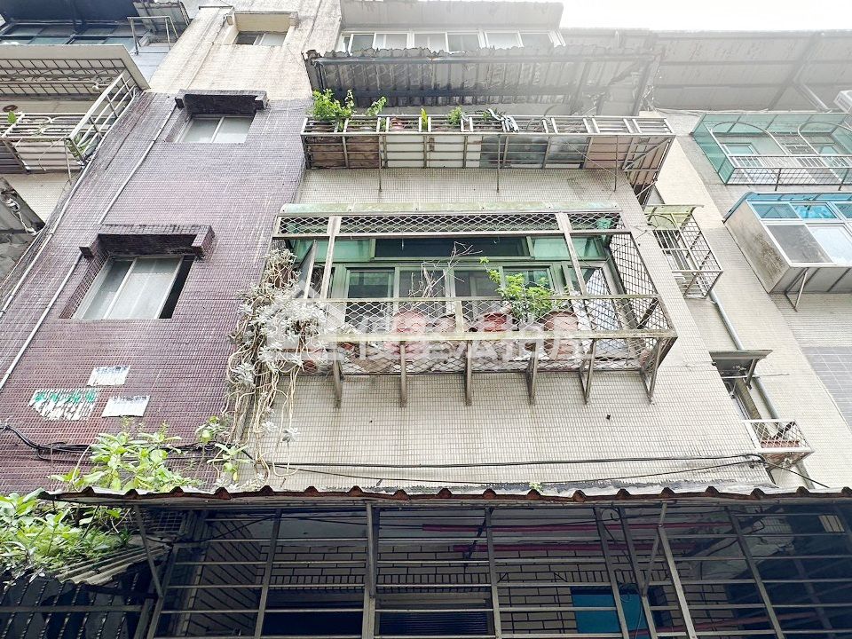 Uhomes