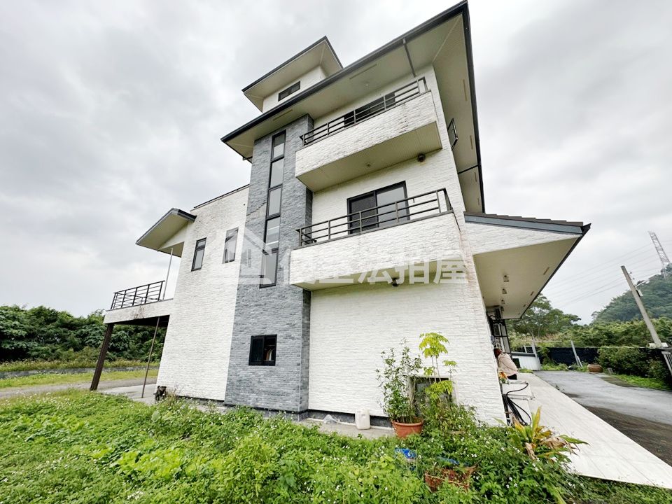 Uhomes
