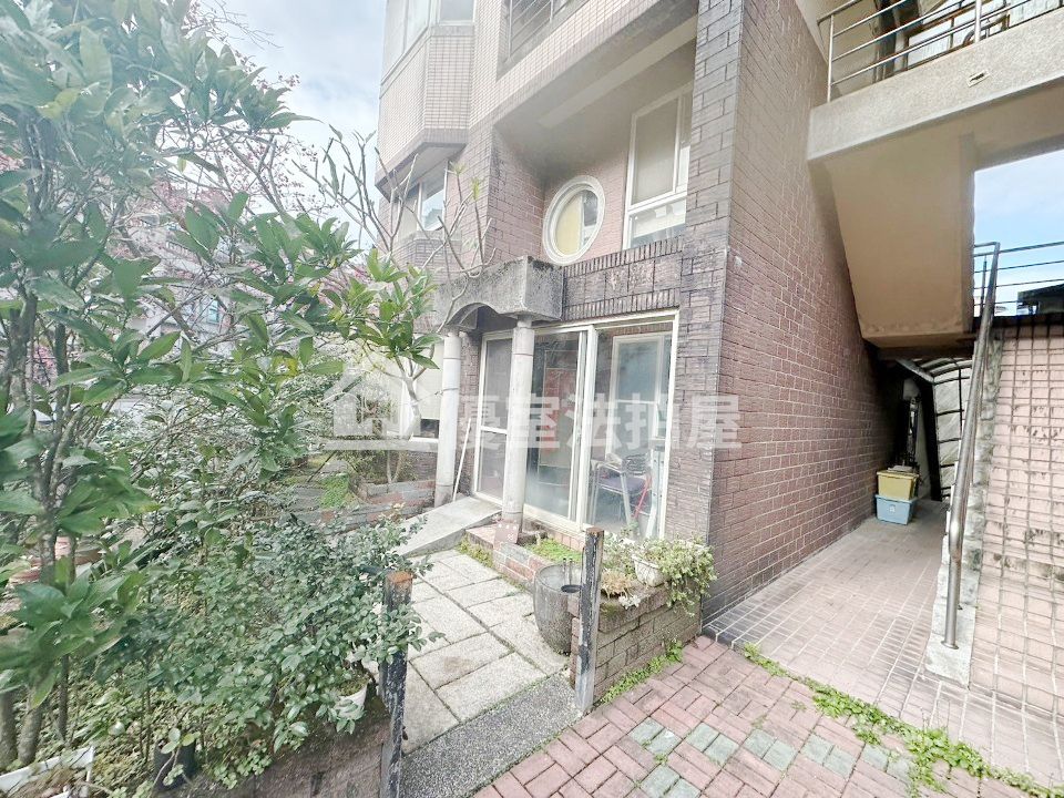 Uhomes