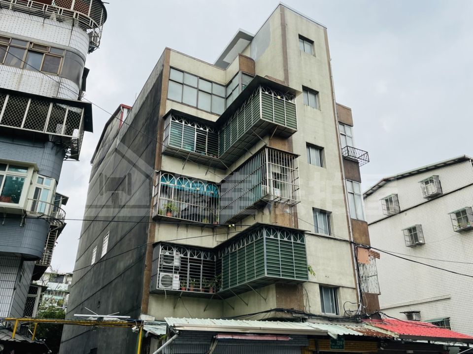 Uhomes