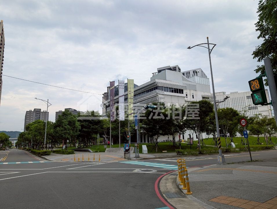 Uhomes