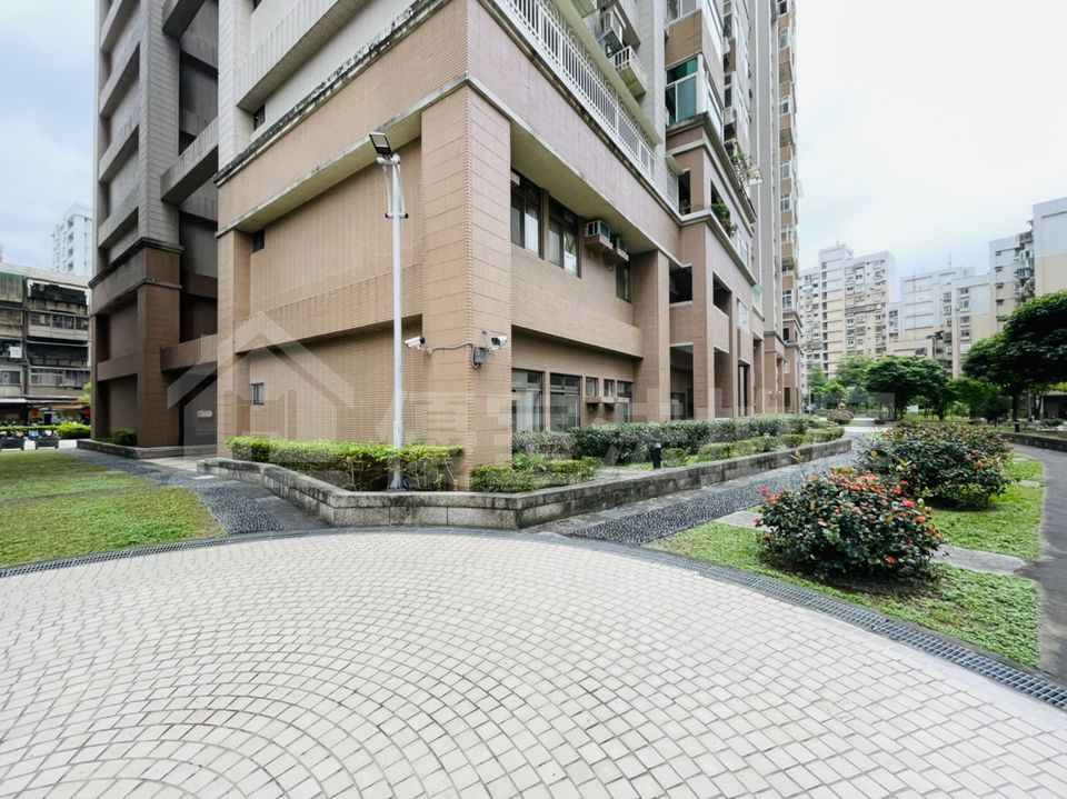 Uhomes