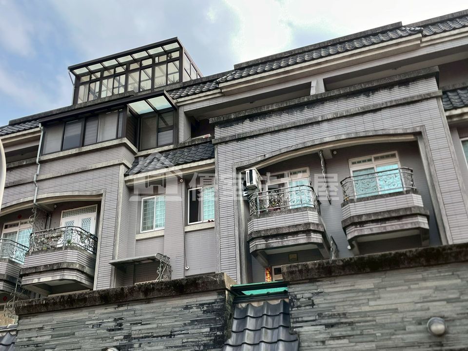 Uhomes