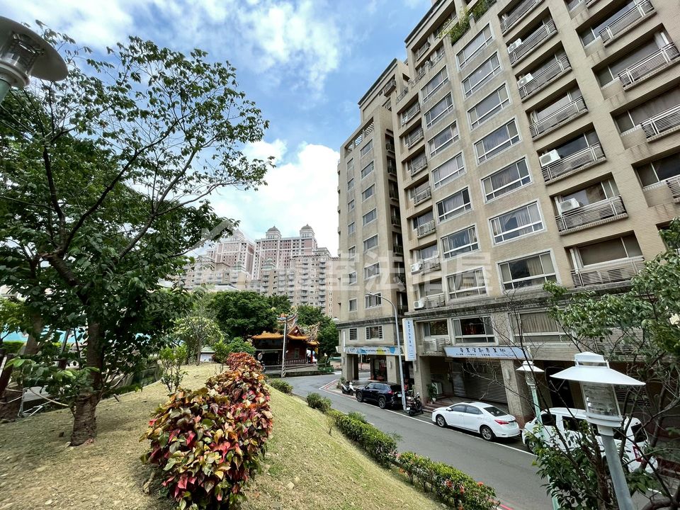 Uhomes
