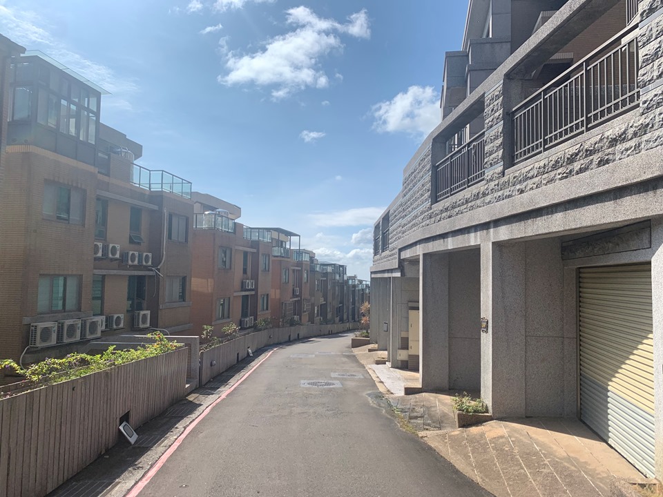 Uhomes