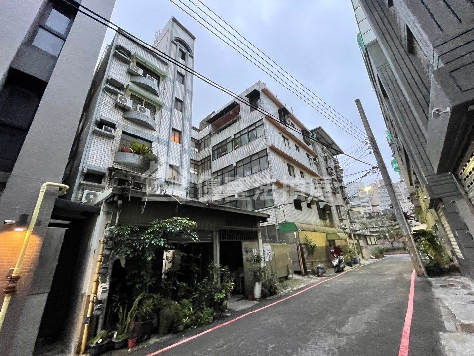 Uhomes