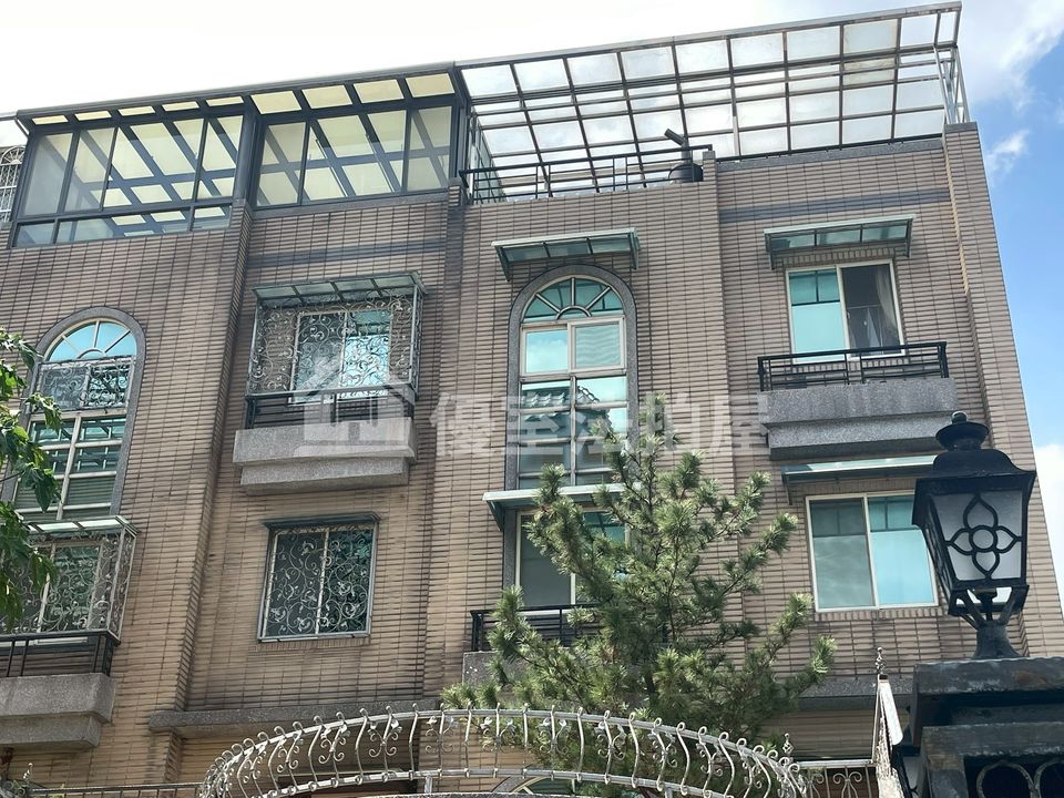 Uhomes