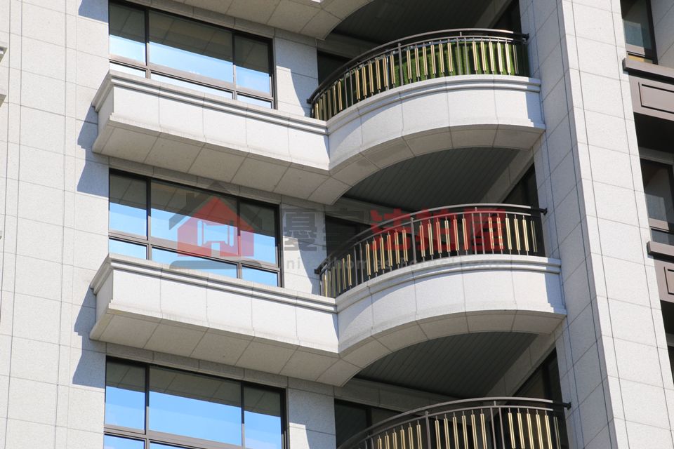 Uhomes