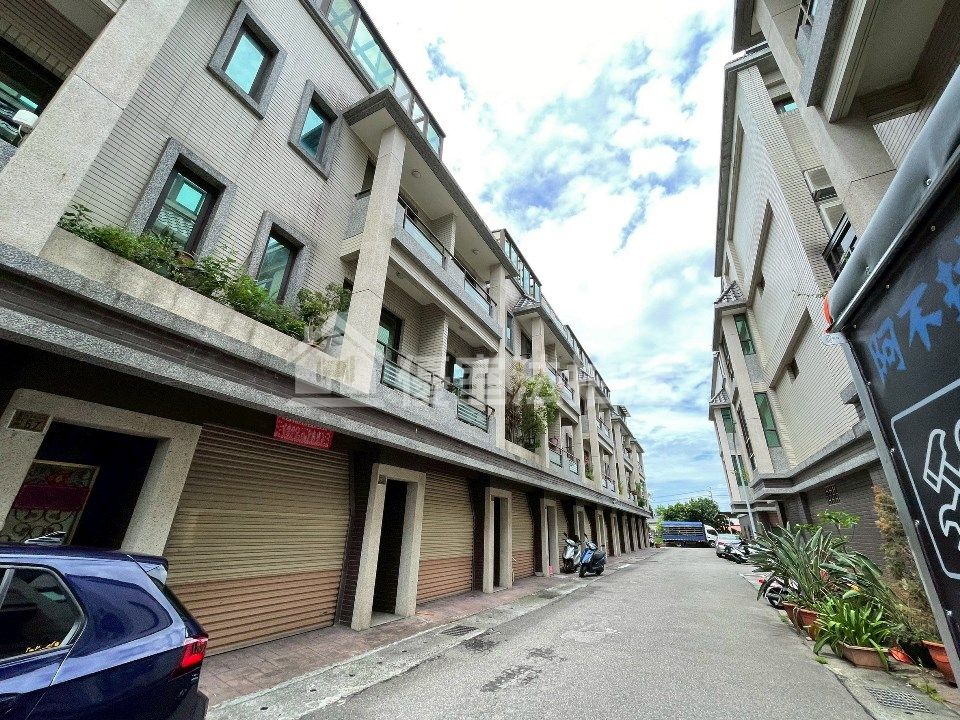 Uhomes
